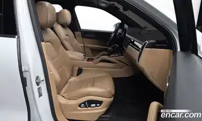 Porsche Cayenne 2019 3.0 гидро в Москве № 2131725, миниатюра 11