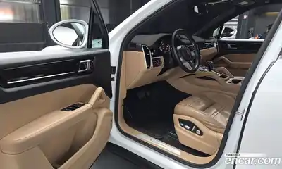Porsche Cayenne 2019 3.0 гидро в Москве № 2131725, миниатюра 10