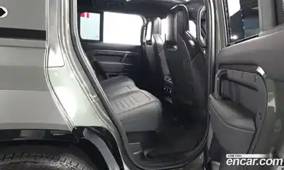 Land Rover Defender 2025 4.4 гидро в Москве № 2131828, миниатюра 12
