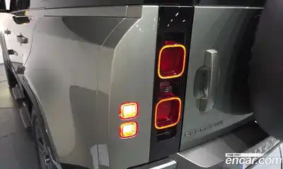 Land Rover Defender 2023 2.0 гидро в Москве № 2131833, миниатюра 8