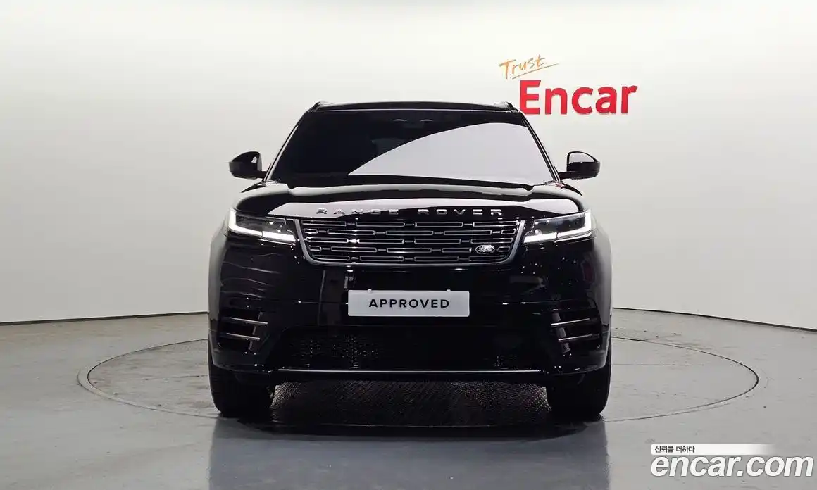 Land Rover Range-Rover Velar 2024 2.0 гидро в Москве № 2131841, фото 8