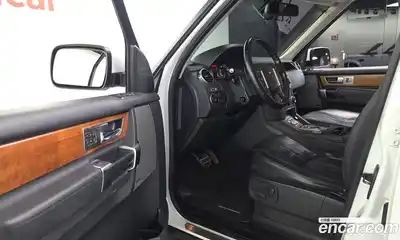 Land Rover Discovery 2013 3.0 гидро в Москве № 2131916, миниатюра 10