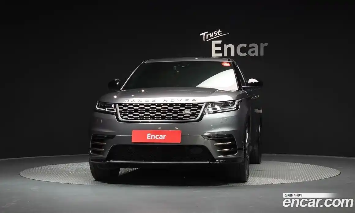 Land Rover Range-Rover Velar 2018 3.0 гидро в Москве № 2131933, фото 3