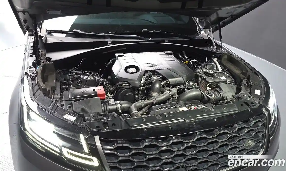 Land Rover Range-Rover Velar 2018 3.0 гидро в Москве № 2131933, фото 6