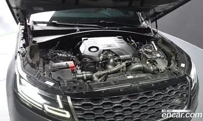 Land Rover Range-Rover Velar 2018 3.0 гидро в Москве № 2131933, миниатюра 6