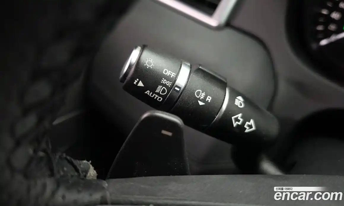 Land Rover Discovery Sport 2017 2.0 гидро в Москве № 2131935, фото 18