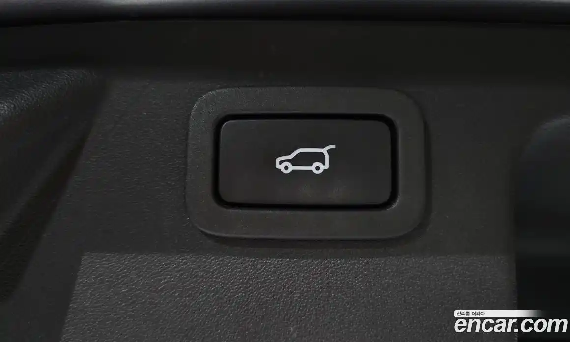 Land Rover Discovery Sport 2017 2.0 гидро в Москве № 2131935, фото 20