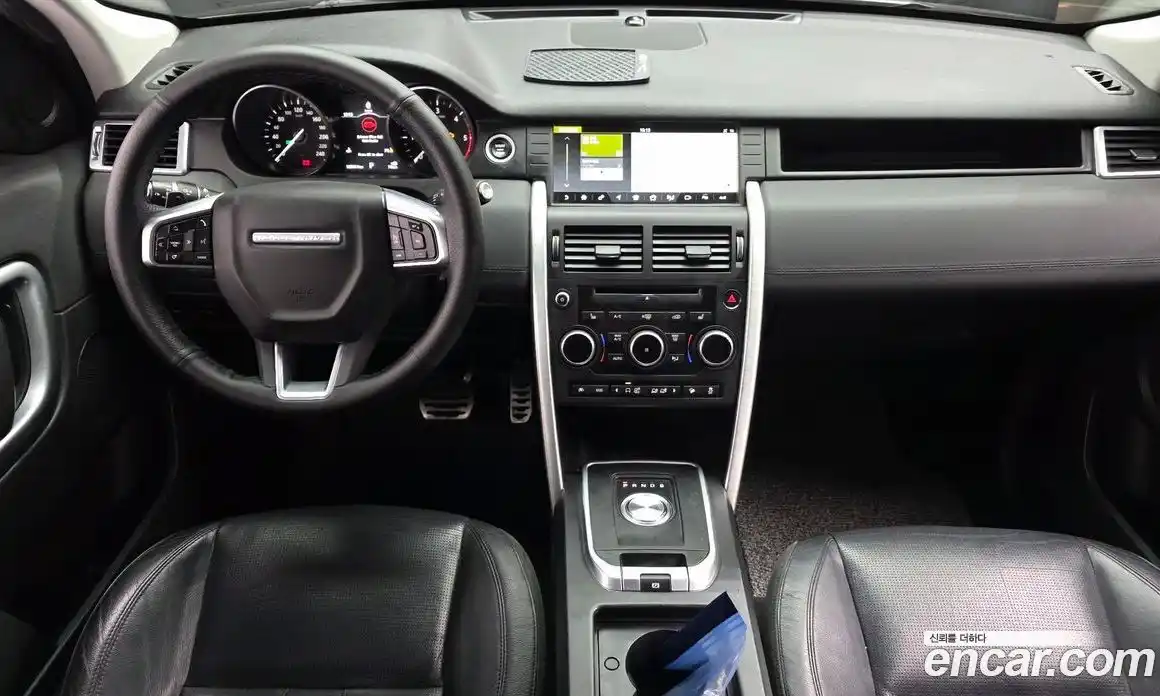 Land Rover Discovery Sport 2017 2.0 гидро в Москве № 2131935, фото 7