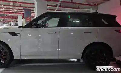 Land Rover Range-Rover Sport 2026 3.0 гидро в Москве № 2131948, миниатюра 4
