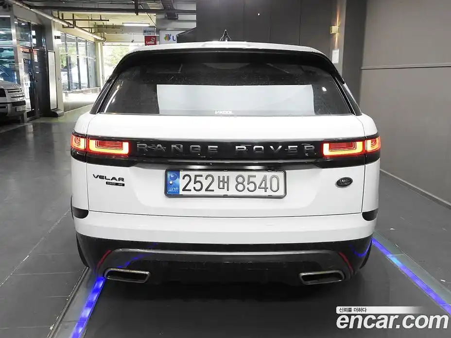 Land Rover Range-Rover Velar 2018 3.0 гидро в Москве № 2131959, фото 4