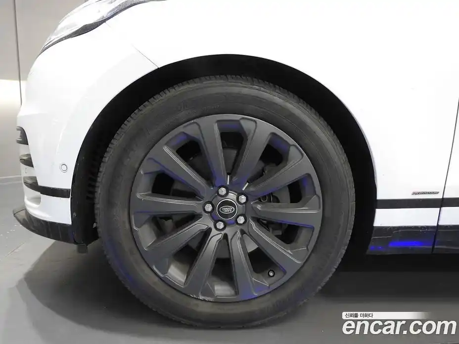 Land Rover Range-Rover Velar 2018 3.0 гидро в Москве № 2131959, фото 5