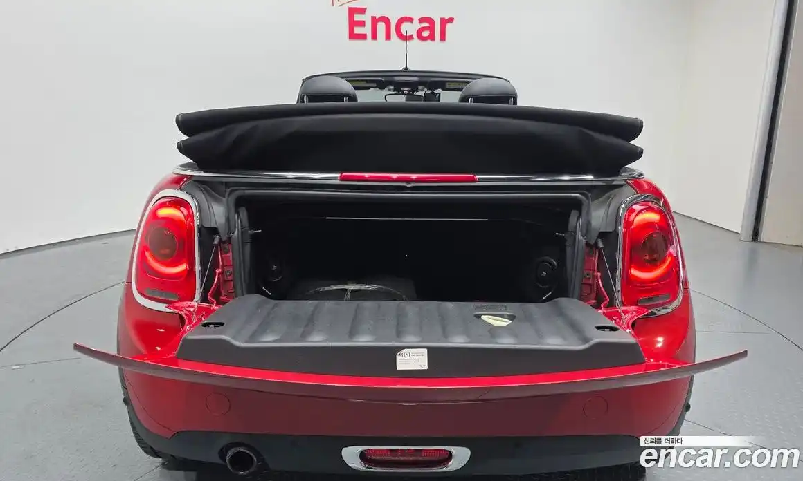 Mini Cooper Convertible 2018 1.5 гидро в Москве № 2132054, фото 18