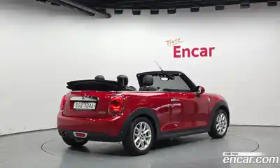 Mini Cooper Convertible 2018 1.5 гидро в Москве № 2132054, миниатюра 2