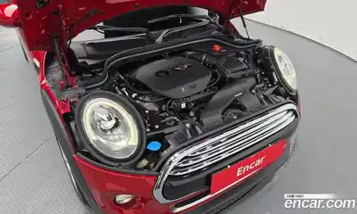 Mini Cooper Convertible 2018 1.5 гидро в Москве № 2132054, миниатюра 6