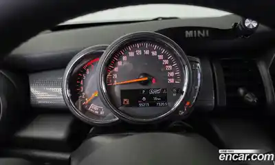 Mini Cooper 2019 1.5 гидро в Москве № 2132071, миниатюра 11