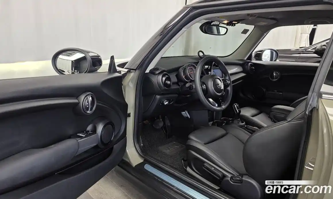 Mini Cooper 2019 1.5 гидро в Москве № 2132071, фото 13