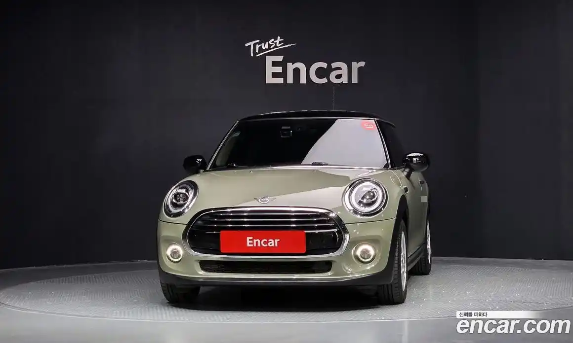Mini Cooper 2019 1.5 гидро в Москве № 2132071, фото 3