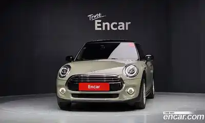 Mini Cooper 2019 1.5 гидро в Москве № 2132071, миниатюра 3