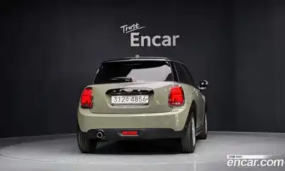 Mini Cooper 2019 1.5 гидро в Москве № 2132071, миниатюра 4