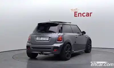Mini Cooper 2010 1.6 гидро в Москве № 2132128, миниатюра 2