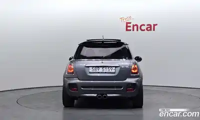 Mini Cooper 2010 1.6 гидро в Москве № 2132128, миниатюра 4
