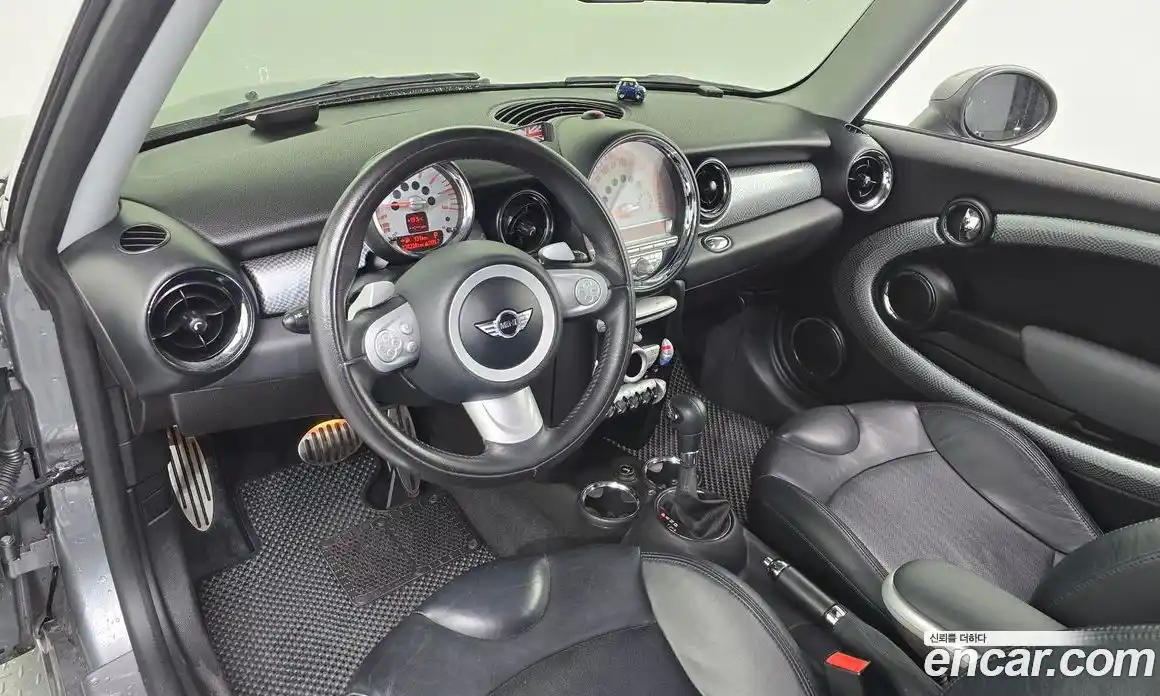 Mini Cooper 2010 1.6 гидро в Москве № 2132128, фото 7