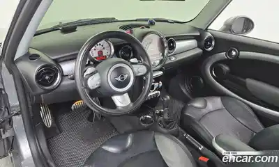 Mini Cooper 2010 1.6 гидро в Москве № 2132128, миниатюра 7