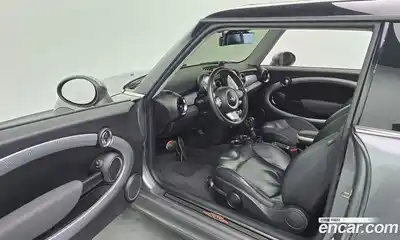 Mini Cooper 2010 1.6 гидро в Москве № 2132128, миниатюра 10