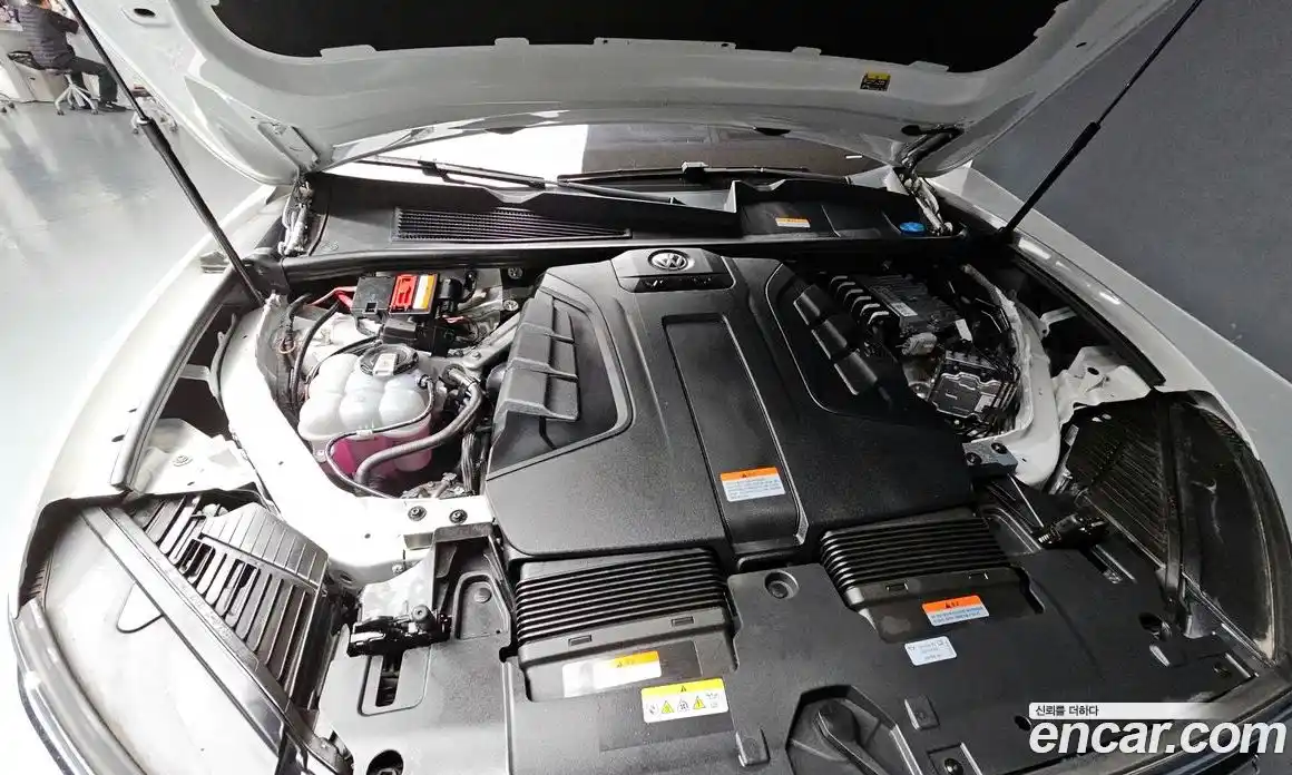 Volkswagen Touareg 2023 3.0 гидро в Москве № 2132393, фото 6