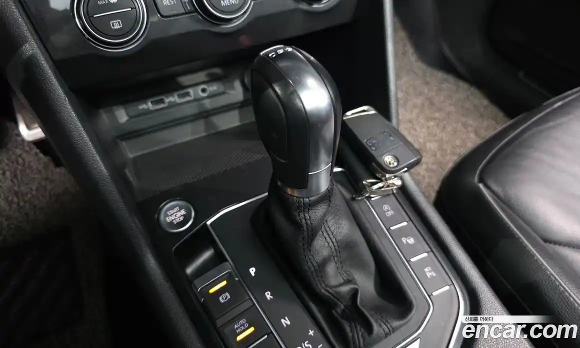 Volkswagen Tiguan 2018 2.0 гидро в Москве № 2132410, фото 12
