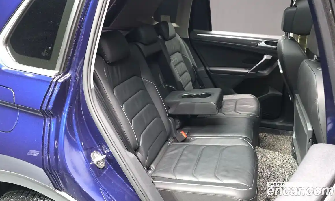Volkswagen Tiguan 2018 2.0 гидро в Москве № 2132410, фото 17