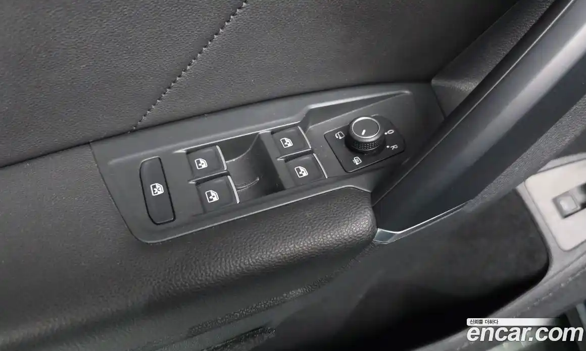 Volkswagen Tiguan 2018 2.0 гидро в Москве № 2132410, фото 29