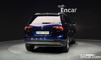 Volkswagen Tiguan 2018 2.0 гидро в Москве № 2132410, миниатюра 4