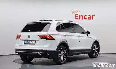 Volkswagen Tiguan 2021 2.0 гидро в Москве № 2132453, миниатюра 2