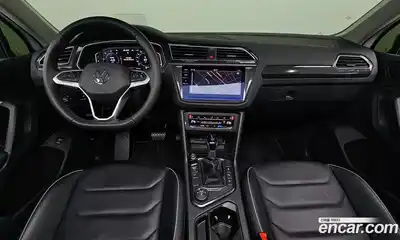 Volkswagen Tiguan 2021 2.0 гидро в Москве № 2132453, миниатюра 7