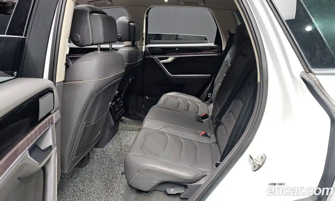 Volkswagen Touareg 2021 3.0 гидро в Москве № 2132490, фото 16