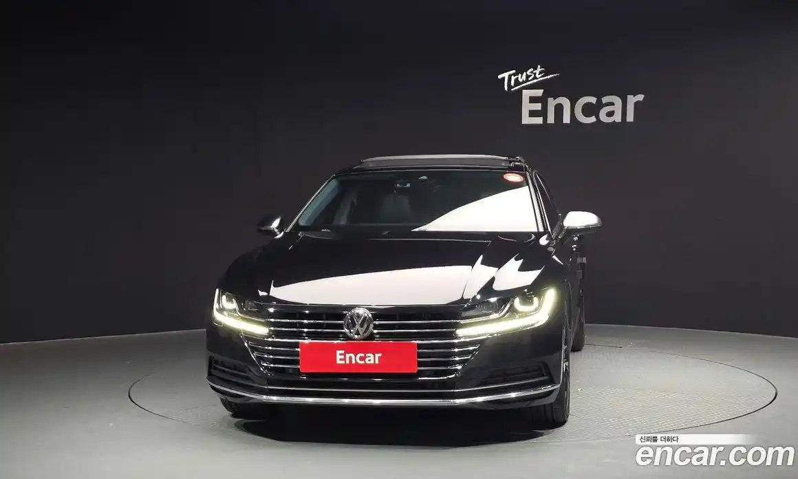 Volkswagen Arteon 2018 2.0 гидро в Москве № 2132517, фото 3