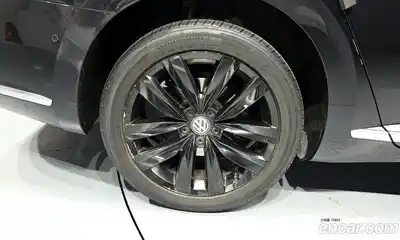 Volkswagen Arteon 2018 2.0 гидро в Москве № 2132517, миниатюра 5