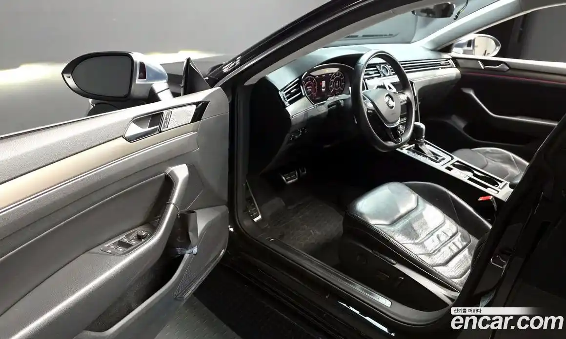 Volkswagen Arteon 2018 2.0 гидро в Москве № 2132517, фото 10