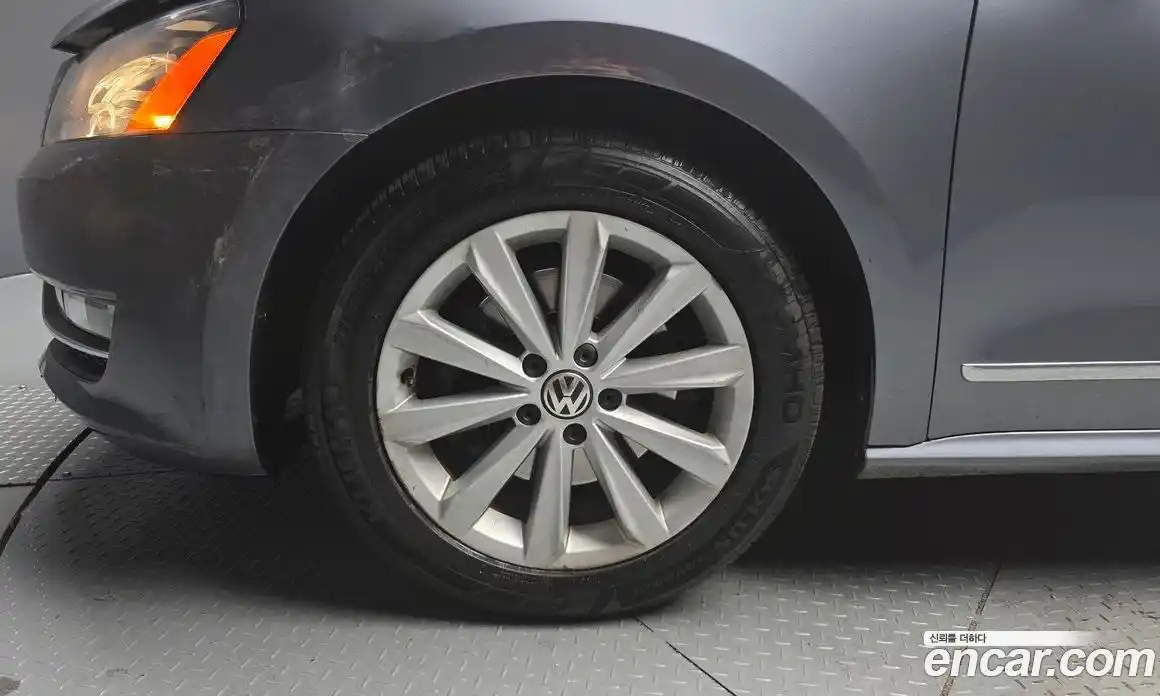 Volkswagen Passat 2015 1.8 гидро в Москве № 2132551, фото 5