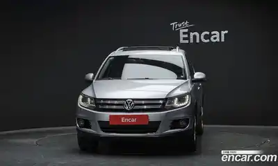 Volkswagen Tiguan 2013 2.0 гидро в Москве № 2132555, миниатюра 3