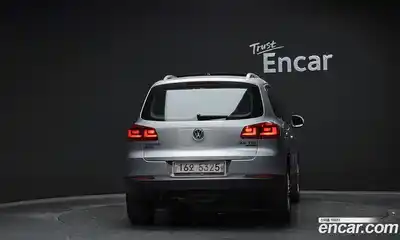 Volkswagen Tiguan 2013 2.0 гидро в Москве № 2132555, миниатюра 4