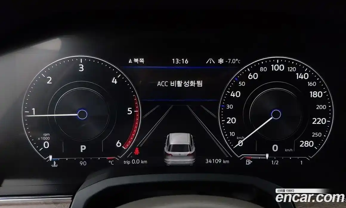 Volkswagen Touareg 2023 3.0 гидро в Москве № 2132573, фото 13