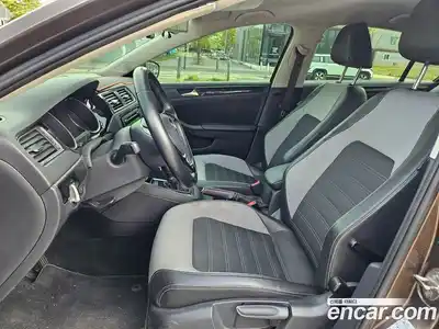 Volkswagen Jetta 2015 2.0 гидро в Москве № 2132591, миниатюра 11