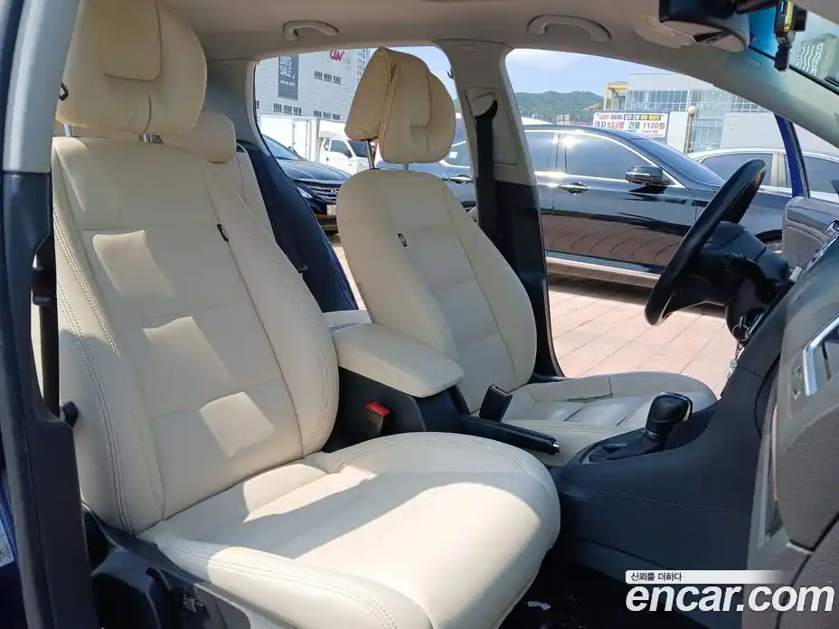 Volkswagen Golf 2011 2.0 гидро в Москве № 2132607, фото 12