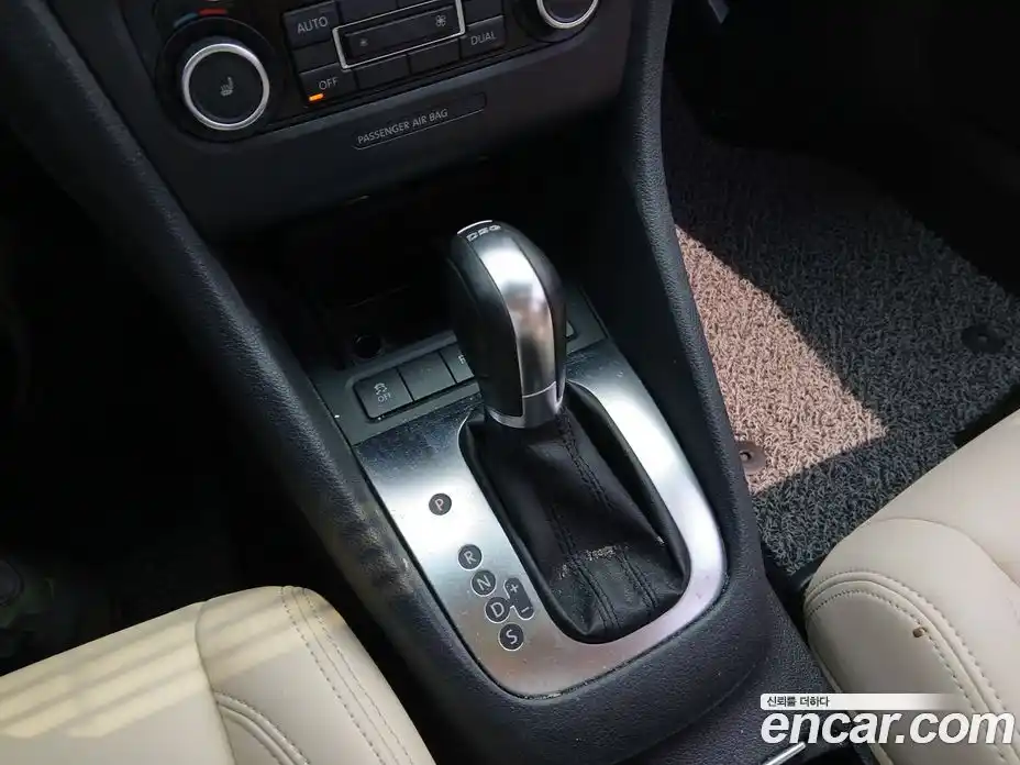 Volkswagen Golf 2011 2.0 гидро в Москве № 2132607, фото 8