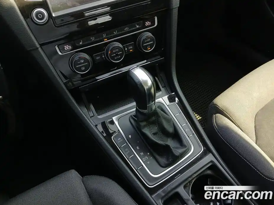 Volkswagen Golf 2013 2.0 гидро в Москве № 2132609, фото 8