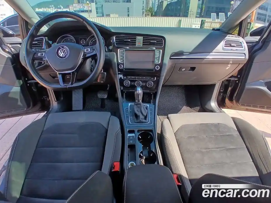 Volkswagen Golf 2013 2.0 гидро в Москве № 2132609, фото 9