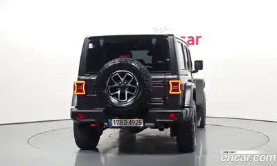 Jeep Wrangler 2024 2.0 гидро в Москве № 2132622, миниатюра 4