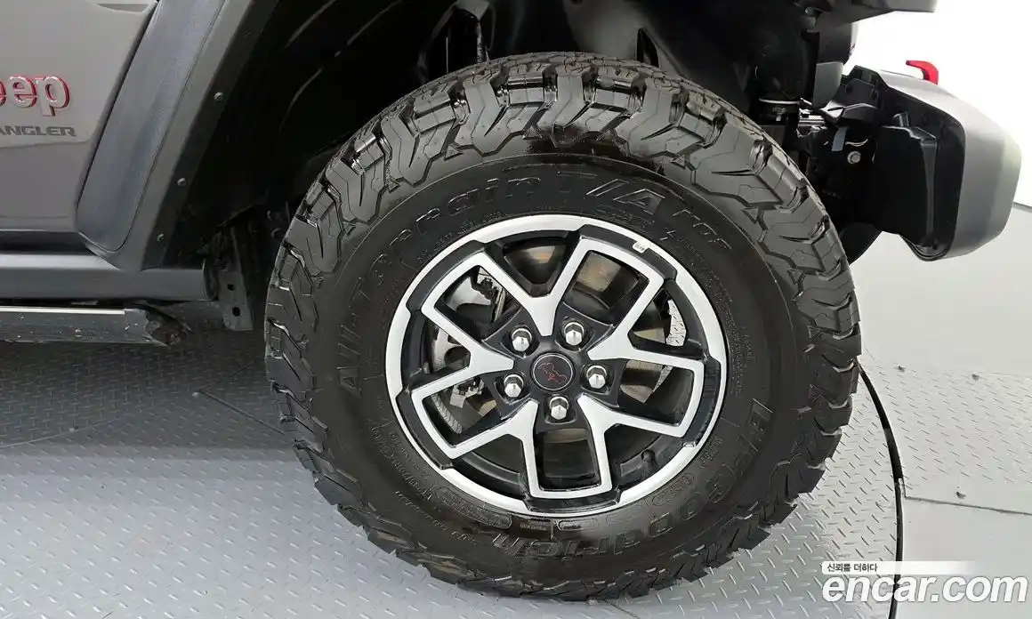 Jeep Wrangler 2024 2.0 гидро в Москве № 2132622, фото 7